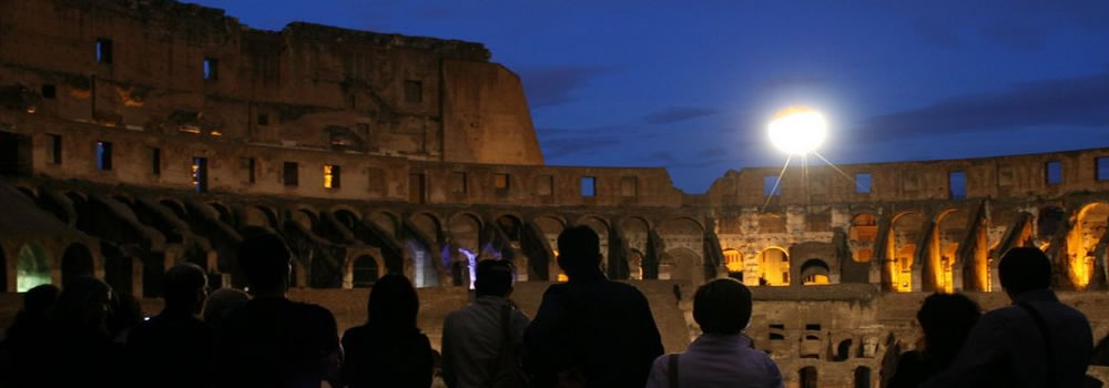 La Luna su Colosseo, ultimi giorni!