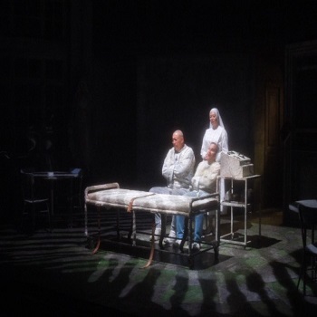 “Qualcuno volò sul nido del cuculo” al Teatro Eliseo di Roma